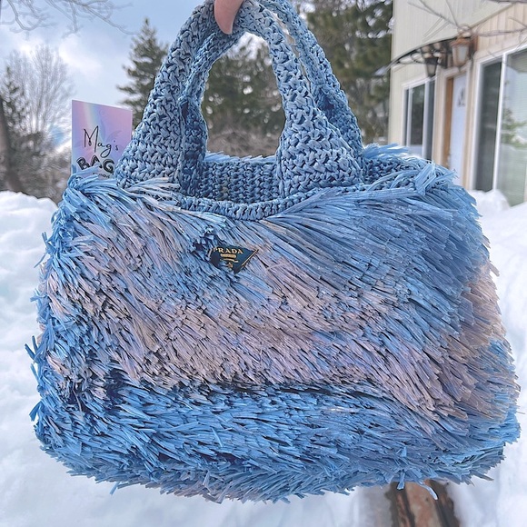 Prada: Raffia Straw Blue Bag *RARE* - Picture 5 of 17